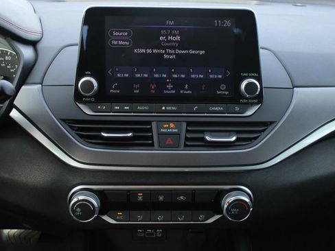 Used 2023 Nissan Altima 2.5 SR image 19