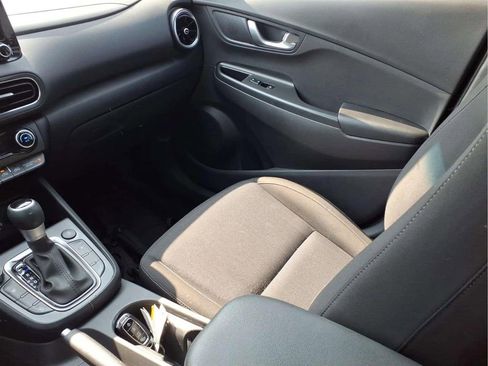Used 2023 Hyundai Kona SEL w/ Convenience Package image 17