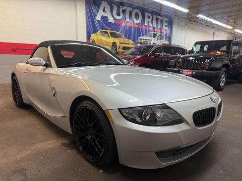 Used 2008 BMW Z4 3.0i image 2