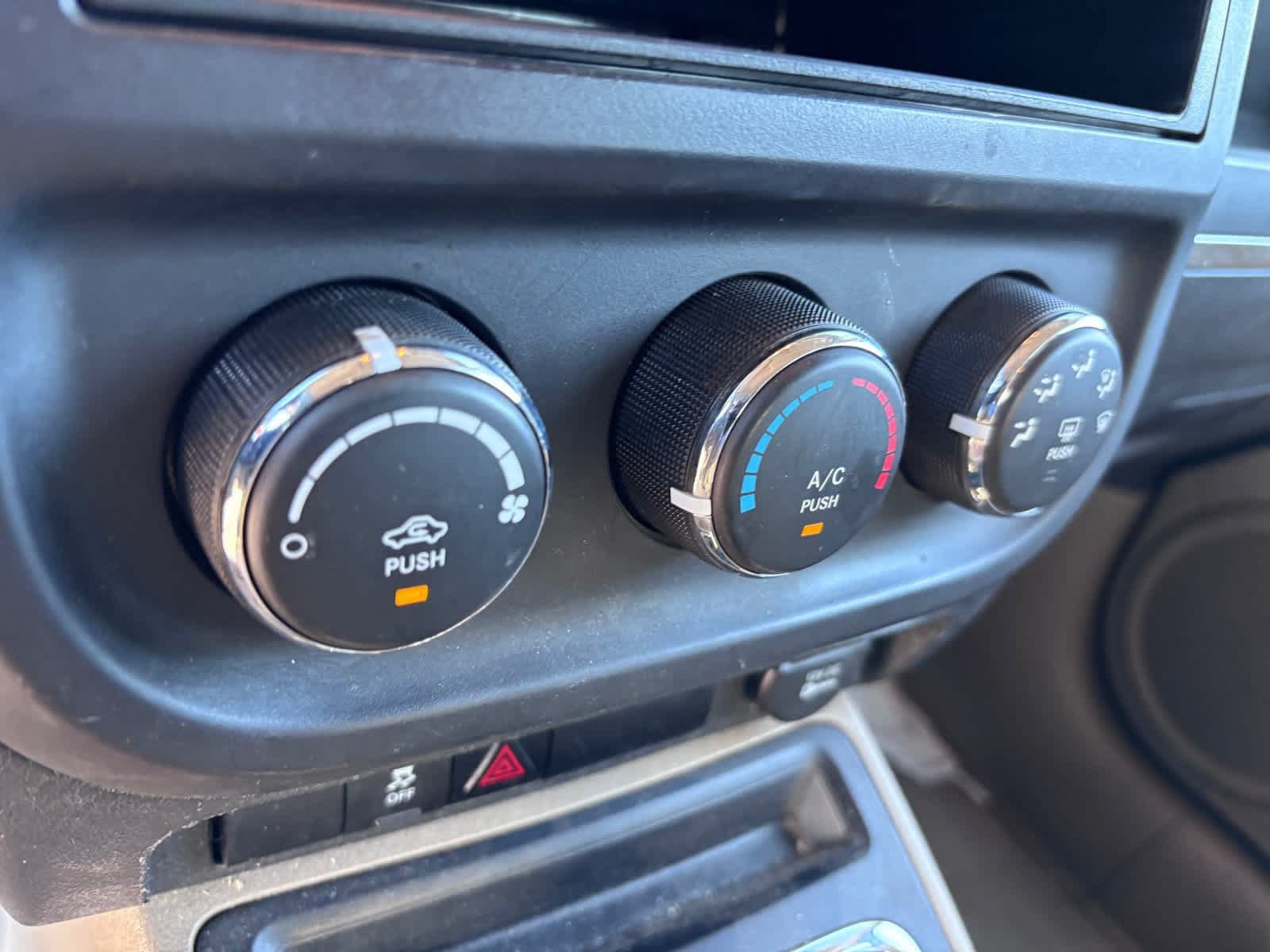 Used 2015 Jeep Patriot Sport FWD image 20