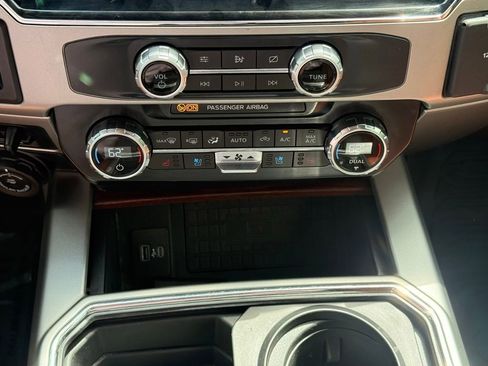 Used 2022 Ford F250 King Ranch w/ King Ranch Ultimate Package AWD/4WD image 20