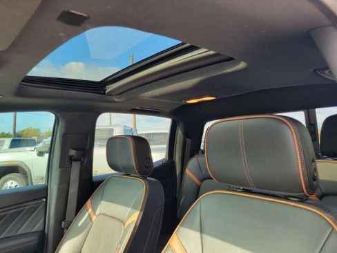 Used 2023 GMC Canyon AT4 w/ AT4 Premium Package image 25