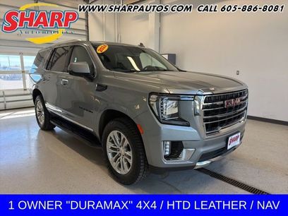 Used 2024 GMC Yukon SLT w/ SLT Luxury Package