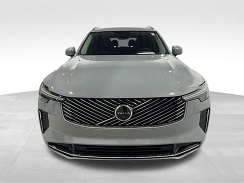 Used 2026 Volvo XC90 B6 Plus w/ Protection Package Premier image 3