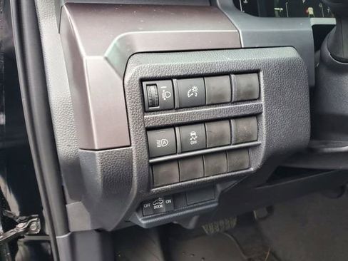 New 2026 Toyota Tacoma SR5 image 18