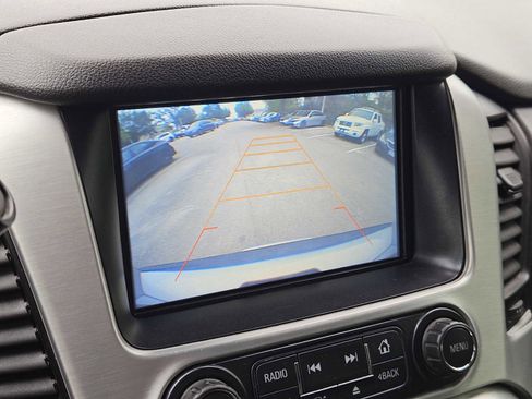 Used 2016 GMC Yukon XL SLT w/ Open Road Package image 17