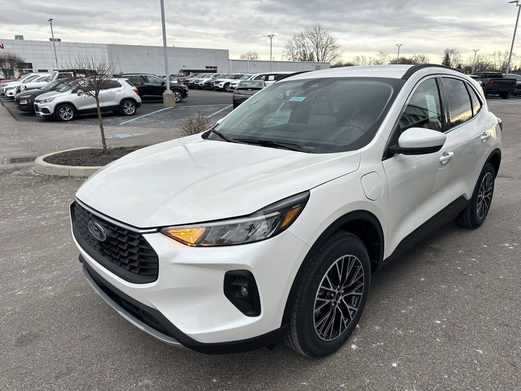 New 2025 Ford Escape SE FWD image 7