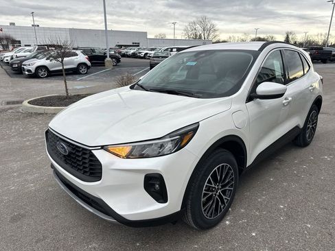 New 2025 Ford Escape SE image 7