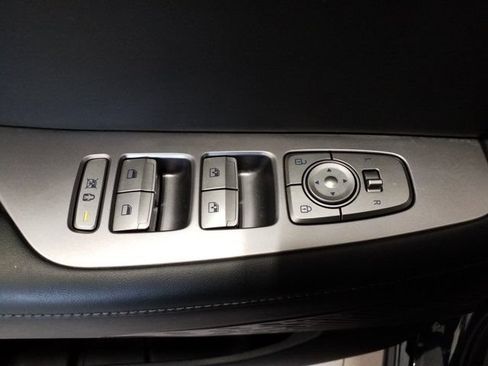 Used 2022 Hyundai Palisade SEL w/ 8P Bench Seat Package AWD/4WD image 11