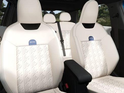 New 2026 MINI Cooper S FWD image 3