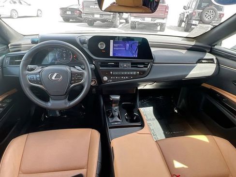 Used 2023 Lexus ES 350 w/ Accessory Package (Z1) image 28