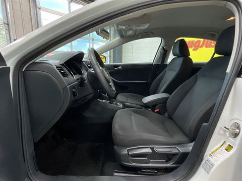 Used 2016 Volkswagen Jetta S FWD image 11