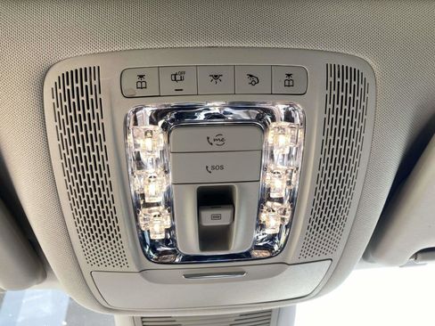 Used 2020 Mercedes-Benz GLE 350 4MATIC image 27