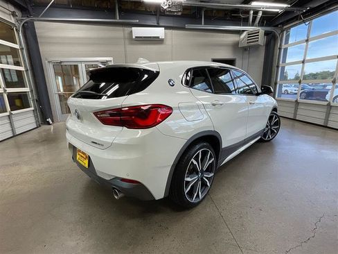 Used 2018 BMW X2 xDrive28i w/ M SportX Package AWD/4WD image 5