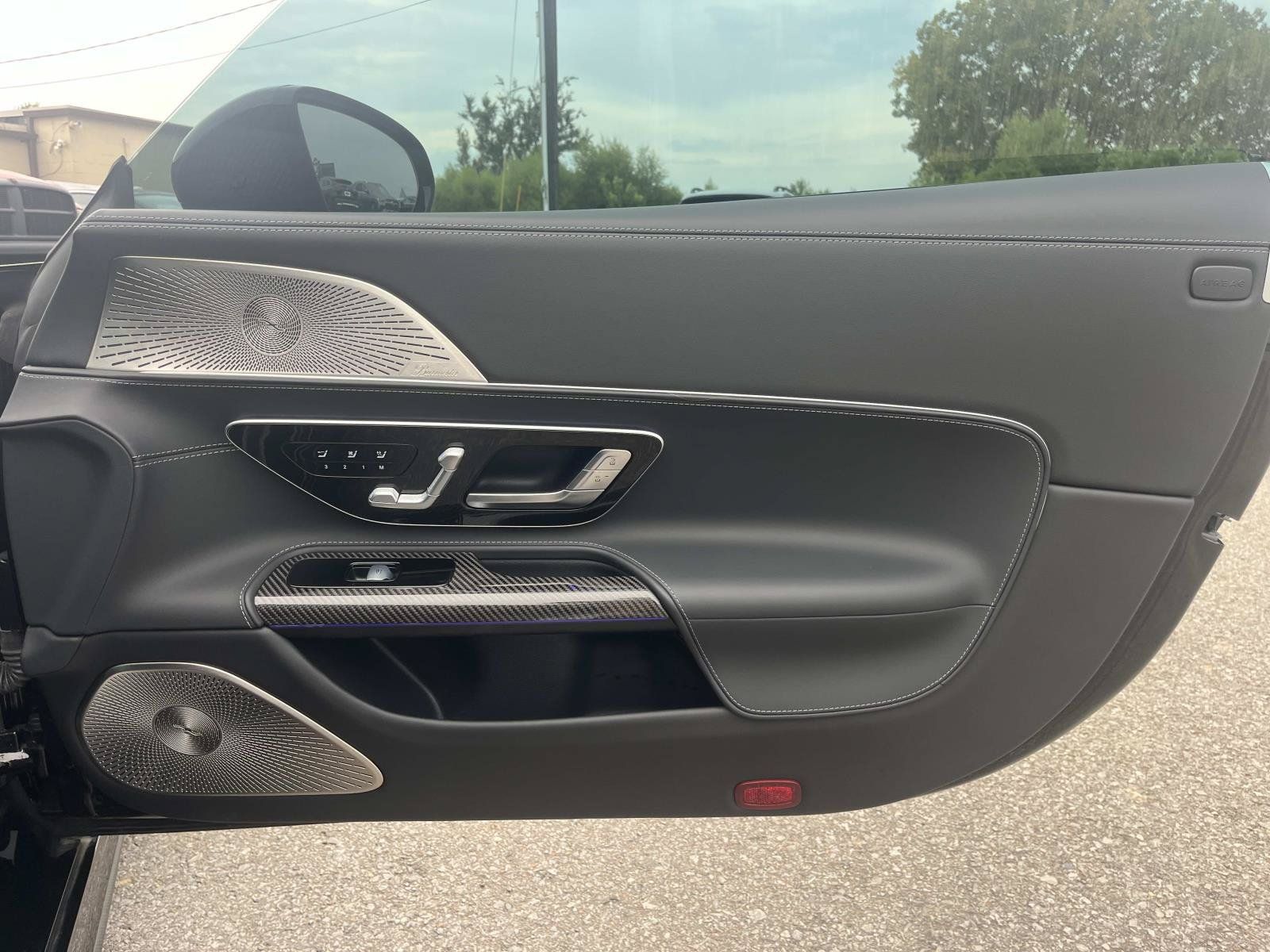 Certified 2022 Mercedes-Benz SL 63 AMG 4MATIC image 19