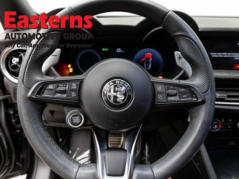 Used 2024 Alfa Romeo Stelvio Sprint AWD/4WD image 10