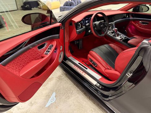 Used 2021 Bentley Continental GT AWD/4WD image 12