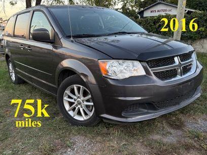 Used 2016 Dodge Grand Caravan SXT w/ Rear Park Assist Package