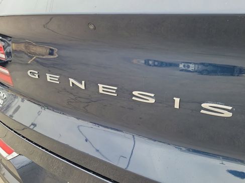 Used 2022 Genesis GV80 2.5T w/ Prestige Package 04 image 8