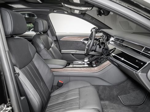 Used 2025 Audi A8 L 3.0T AWD/4WD image 25