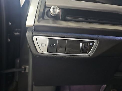 New 2026 Cadillac Vistiq Luxury image 27