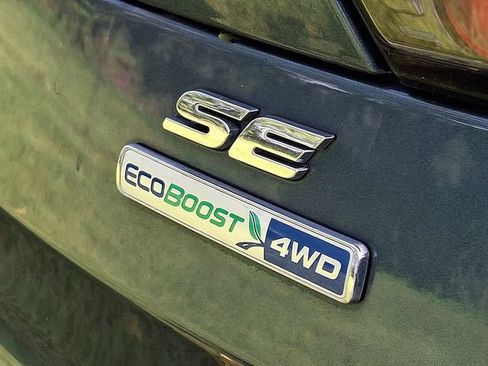 Used 2018 Ford Escape SE w/ SE Sync 3 Package AWD/4WD image 7