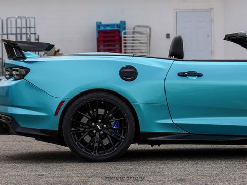 Used 2019 Chevrolet Camaro ZL1 RWD image 10