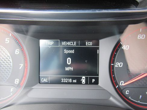 Used 2023 Chevrolet TrailBlazer RS w/ Sun and Liftgate Package FWD image 26