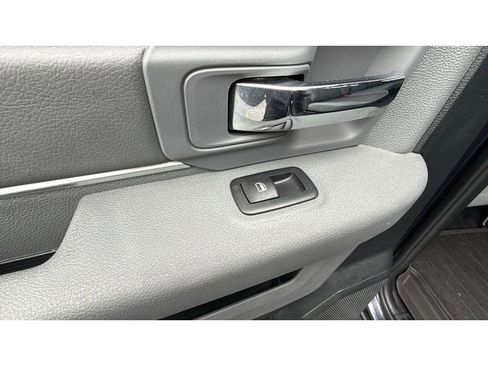 Used 2017 RAM 1500 Big Horn image 29