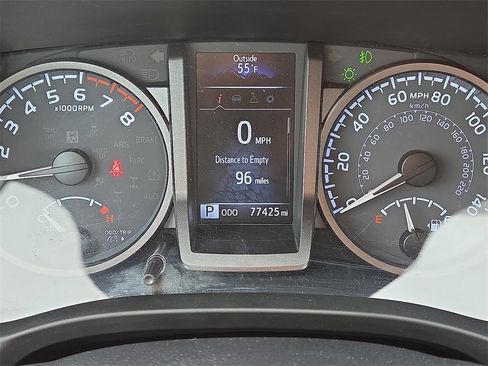 Used 2020 Toyota Tacoma TRD Off-Road image 29