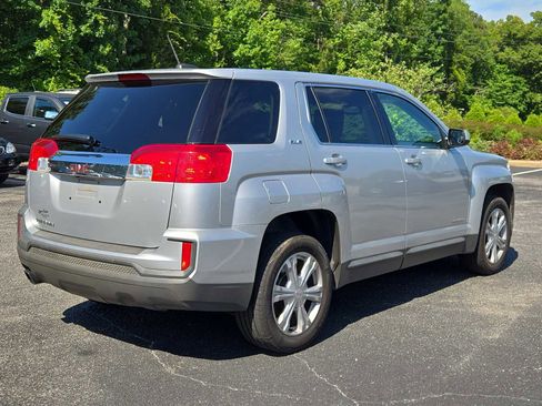 Used 2017 GMC Terrain SLE FWD image 6