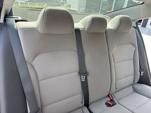 Used 2019 Hyundai Elantra SEL FWD image 45