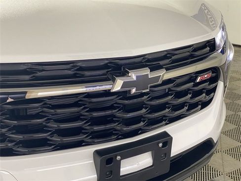 Certified 2026 Chevrolet Trax RS image 34