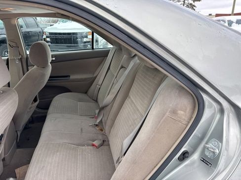 Used 2005 Toyota Camry SE image 6