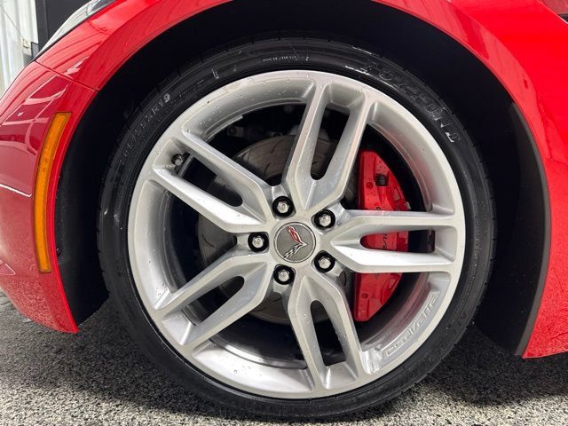 Used 2014 Chevrolet Corvette Stingray Coupe w/ 2LT Preferred Equipment Group RWD image 4