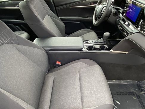 Certified 2025 Toyota Camry LE image 15