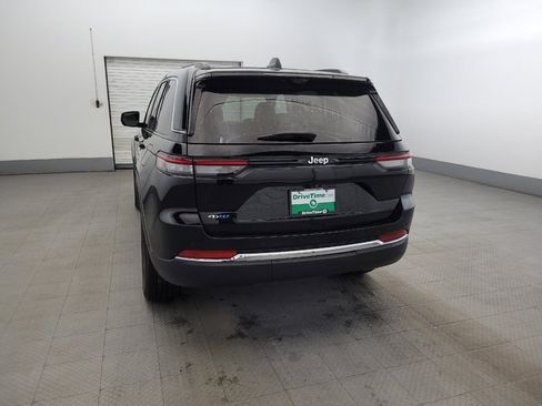 Used 2022 Jeep Grand Cherokee Limited 4xe w/ Luxury Tech Group II image 6