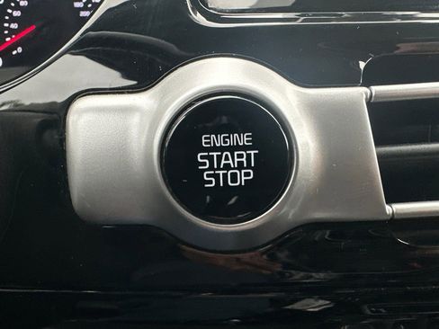 Used 2021 Kia Seltos EX image 23