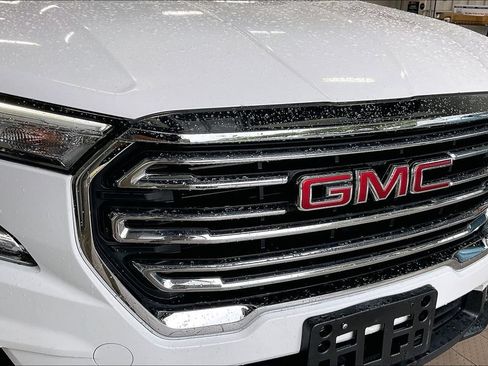 Used 2024 GMC Terrain SLT AWD/4WD image 26