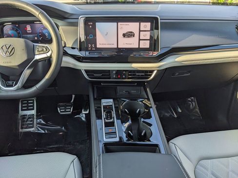 New 2026 Volkswagen Atlas Cross Sport SEL Premium R-Line image 16