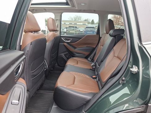 Used 2023 Subaru Forester Touring AWD/4WD image 10