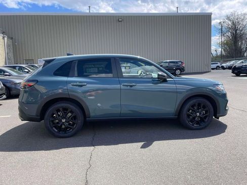 Used 2024 Honda HR-V Sport image 4