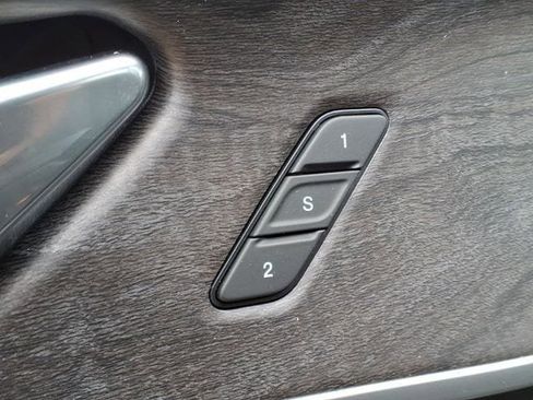 New 2026 Jeep Grand Cherokee L Limited AWD/4WD image 9