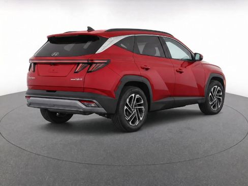 Used 2026 Hyundai Tucson Limited AWD/4WD image 7