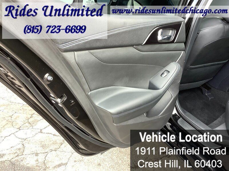 Used 2017 Nissan Maxima SR w/ Midnight Edition FWD image 25