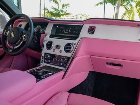 Used 2024 Rolls-Royce Cullinan image 87