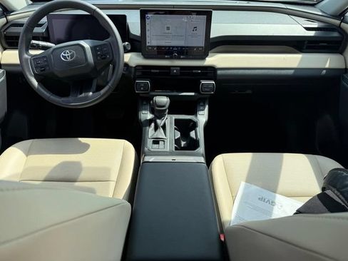Used 2026 Toyota RAV4 XLE Premium AWD/4WD image 15