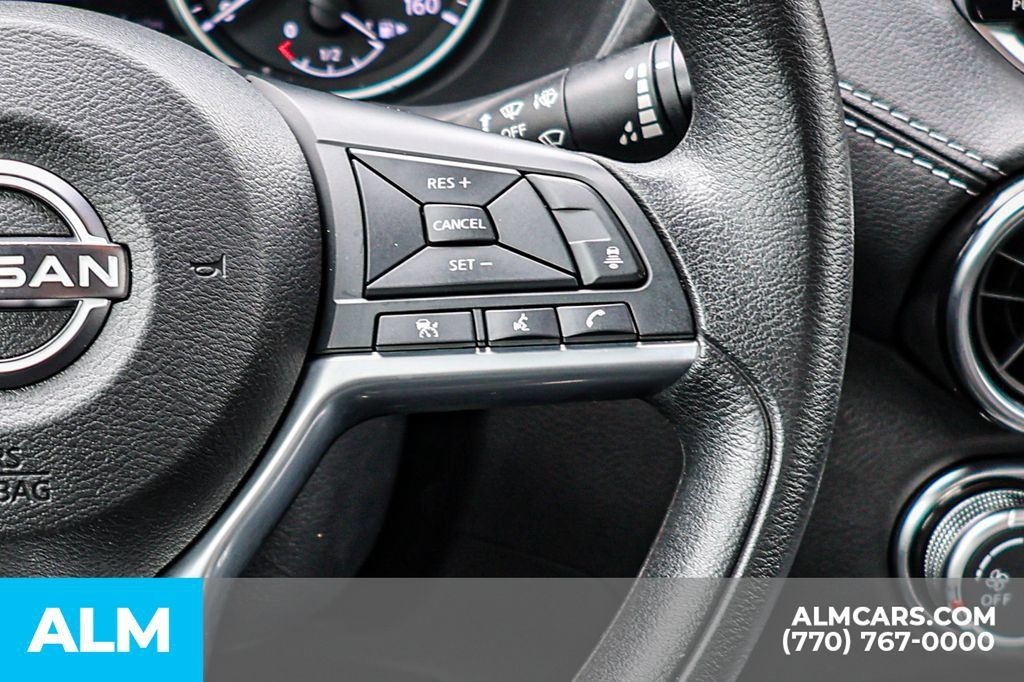 Used 2024 Nissan Sentra SV FWD image 33