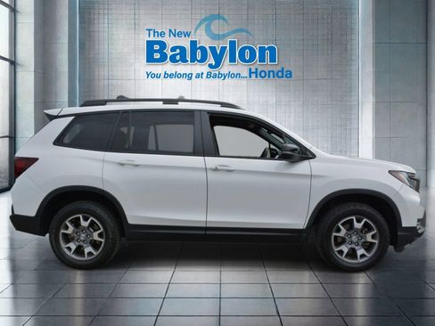 Used 2023 Honda Passport TrailSport image 5