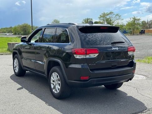 Certified 2021 Jeep Grand Cherokee Laredo X image 3